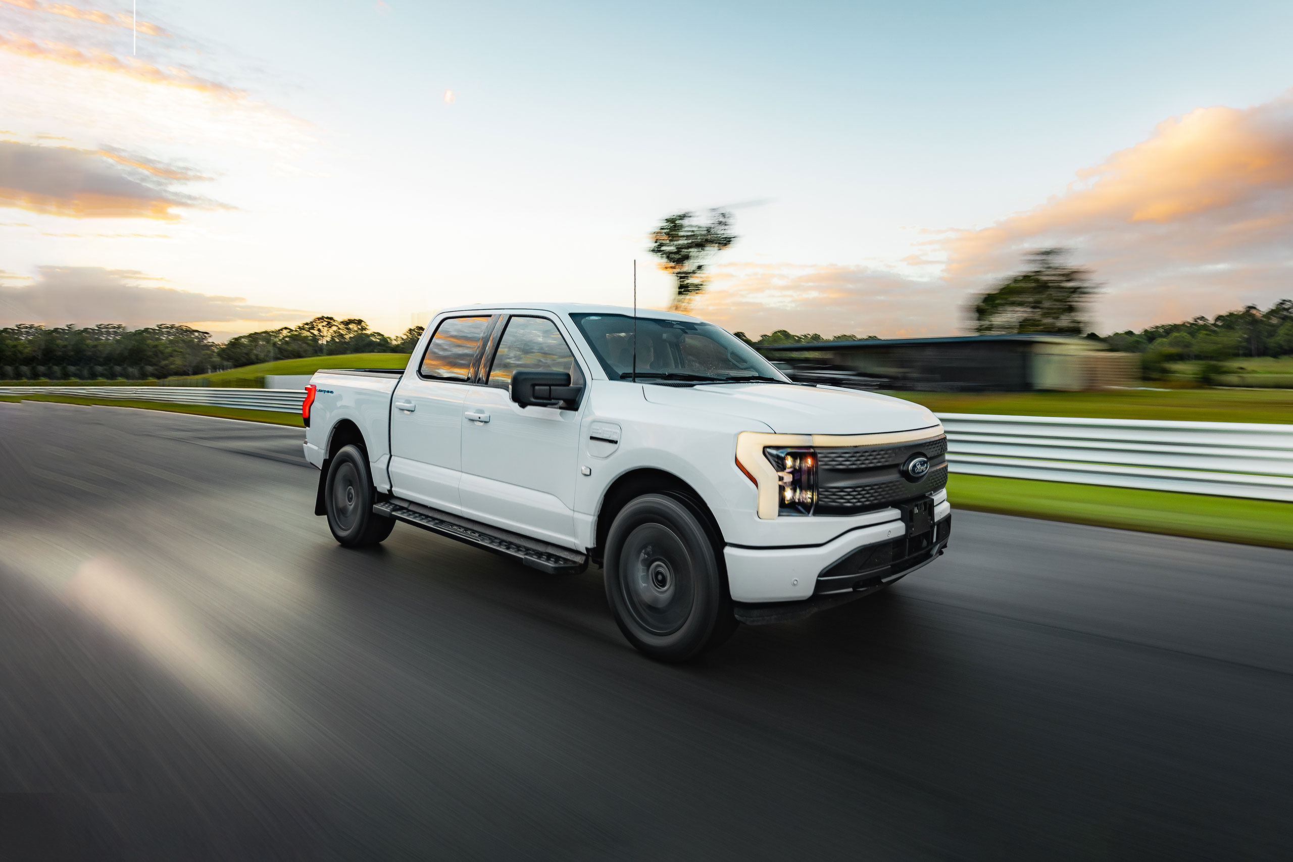 2560x1707 F 150 homepage hero v2