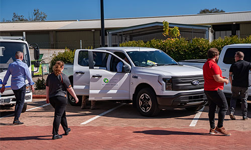 Ford F-150 Lightning Ute